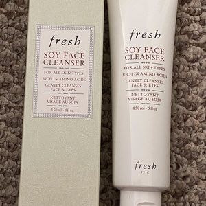Fresh Soy Cleanser
